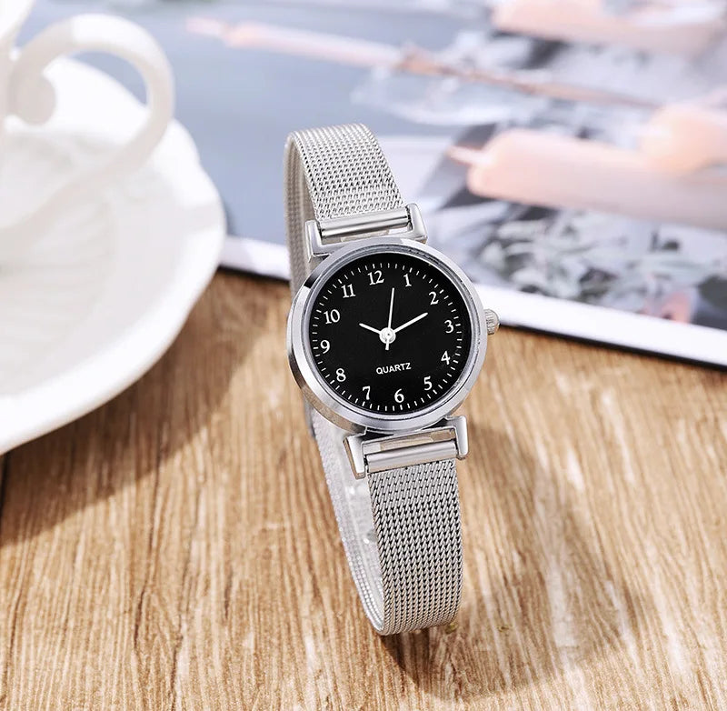 Women's Silver Bracelet Fashion Quartz Watch