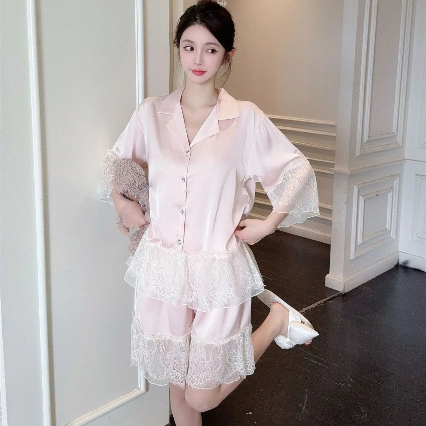 Women's Lace Satin Short Sleeve Pajama Set
