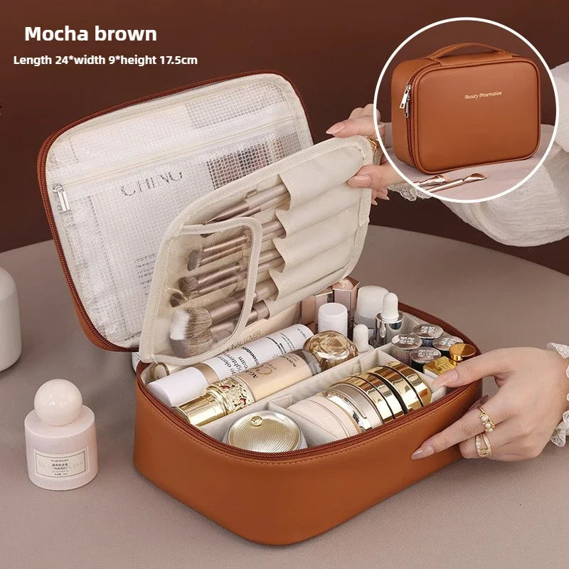 Women's Large Capacity Travel Makeup Bag