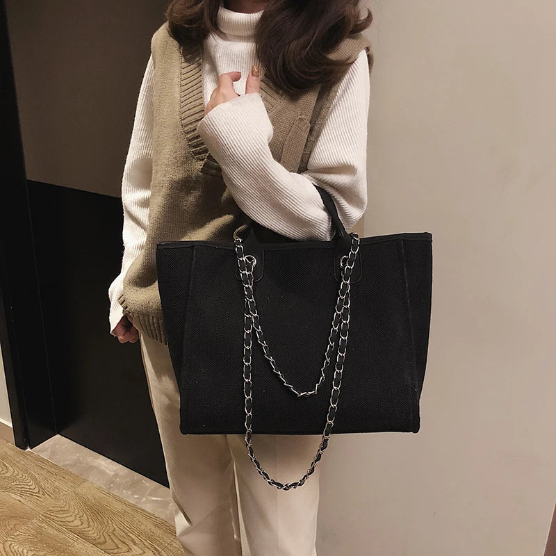 Canvas Chain Shoulder Tote