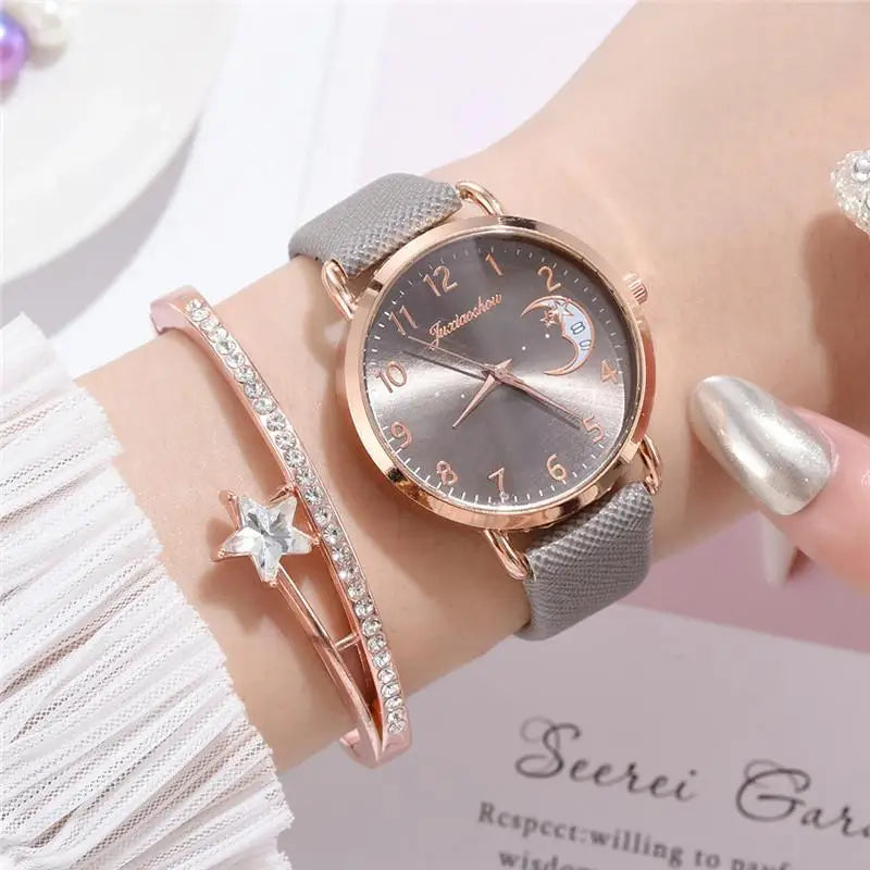 Women's White Leather Quartz Watch