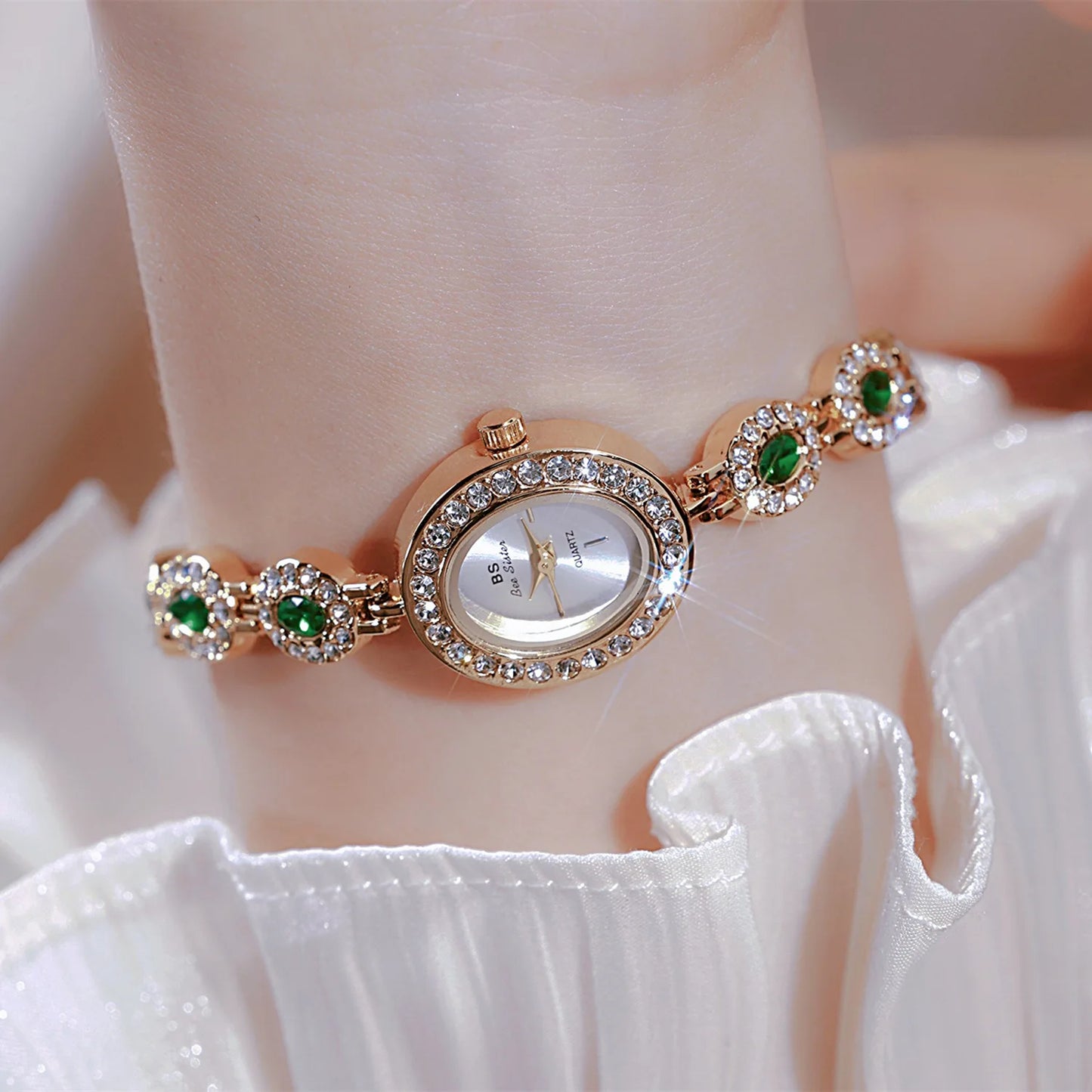 Women's Oval Rainbow Minimalist Quartz Watch