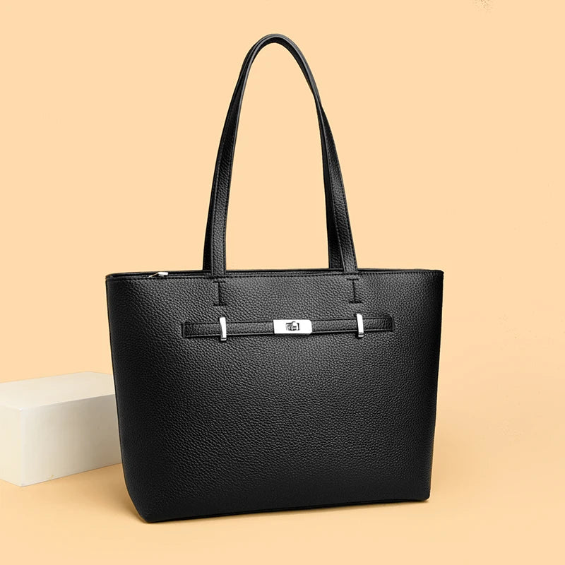 Elegant Leather Crossbody Handbag