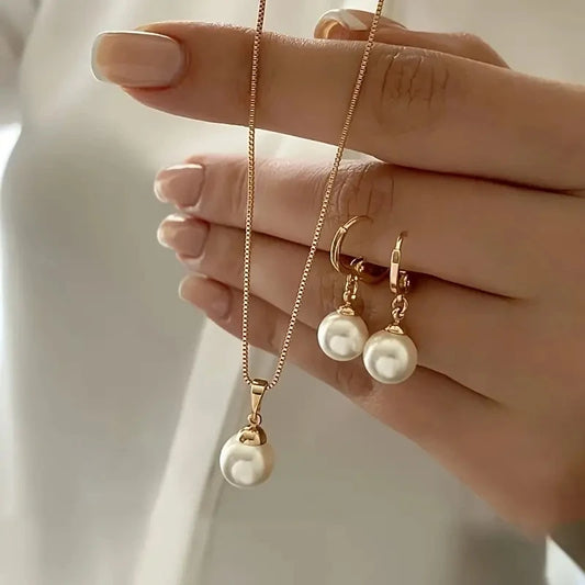 Pearl Pendant Necklace Earring Set