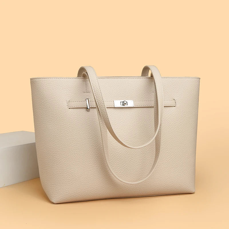 Elegant Leather Crossbody Handbag