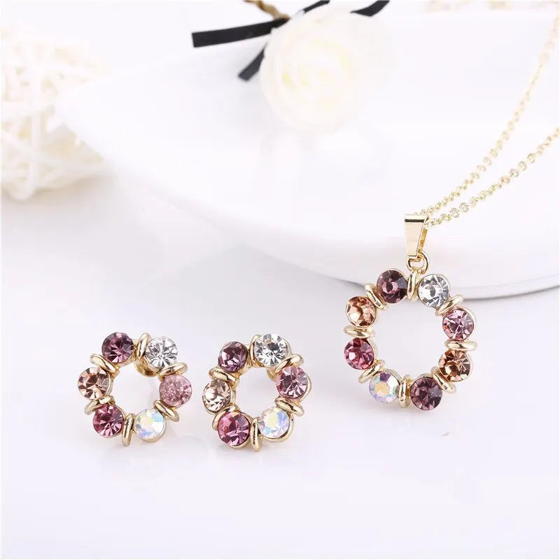 Gold Circle Diamond Jewelry Set