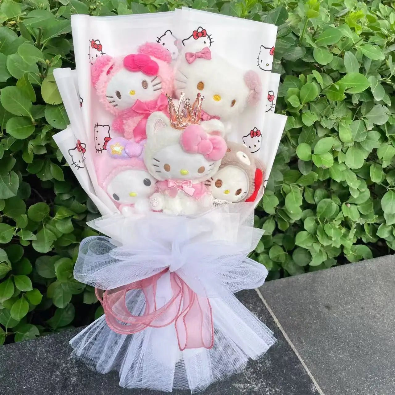 Plush Cartoon Bouquet Gift