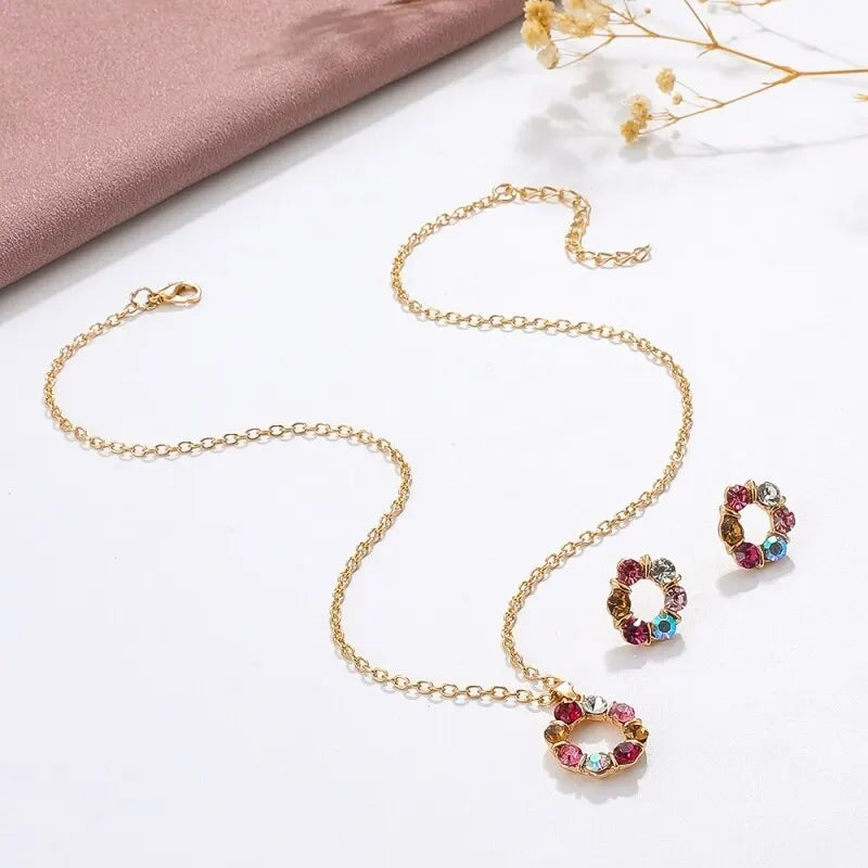 Gold Circle Diamond Jewelry Set