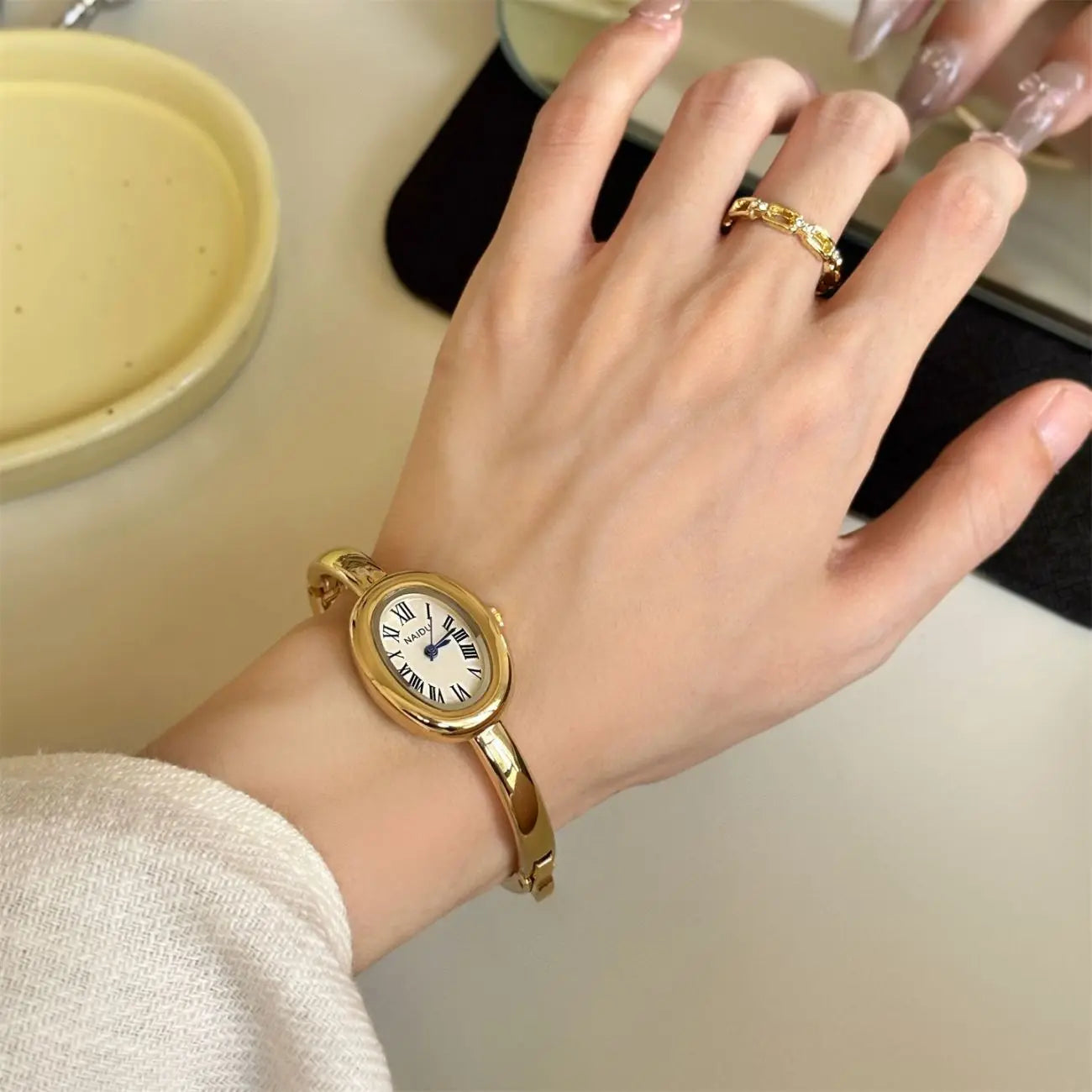 Oval Minimalist Women Watch