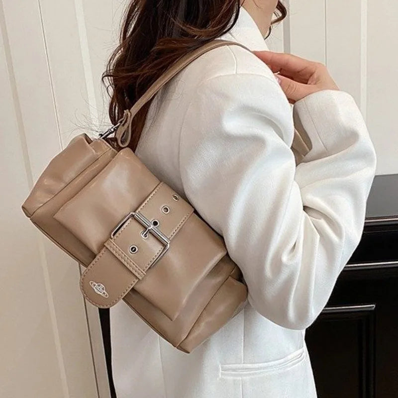 Women's Vintage Leather Baguette Shoulder Bag