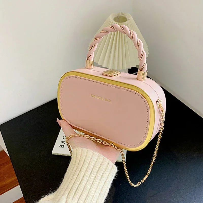 Chain Square Bag Simple