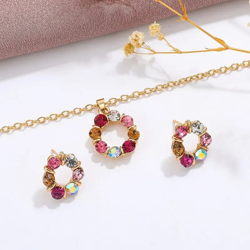 Gold Circle Diamond Jewelry Set