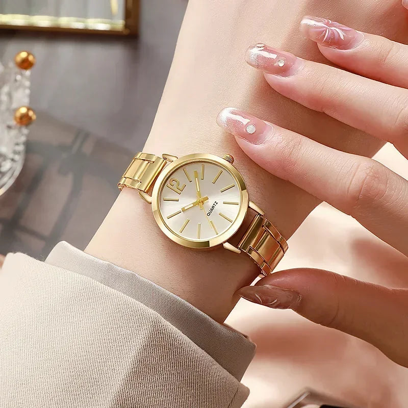 Women's Steel Strap Analog Quartz Watch