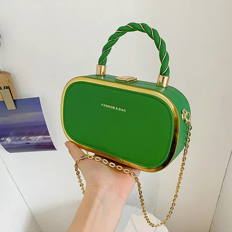 Chain Square Bag Simple