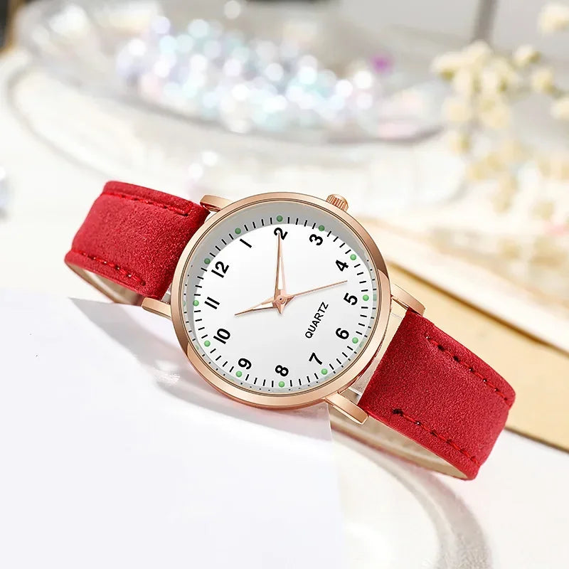 Women's Elegant Leather Bracelet Quartz Watch