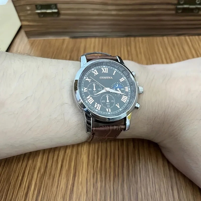 Men's Leather Strap Analog Quartz Watch