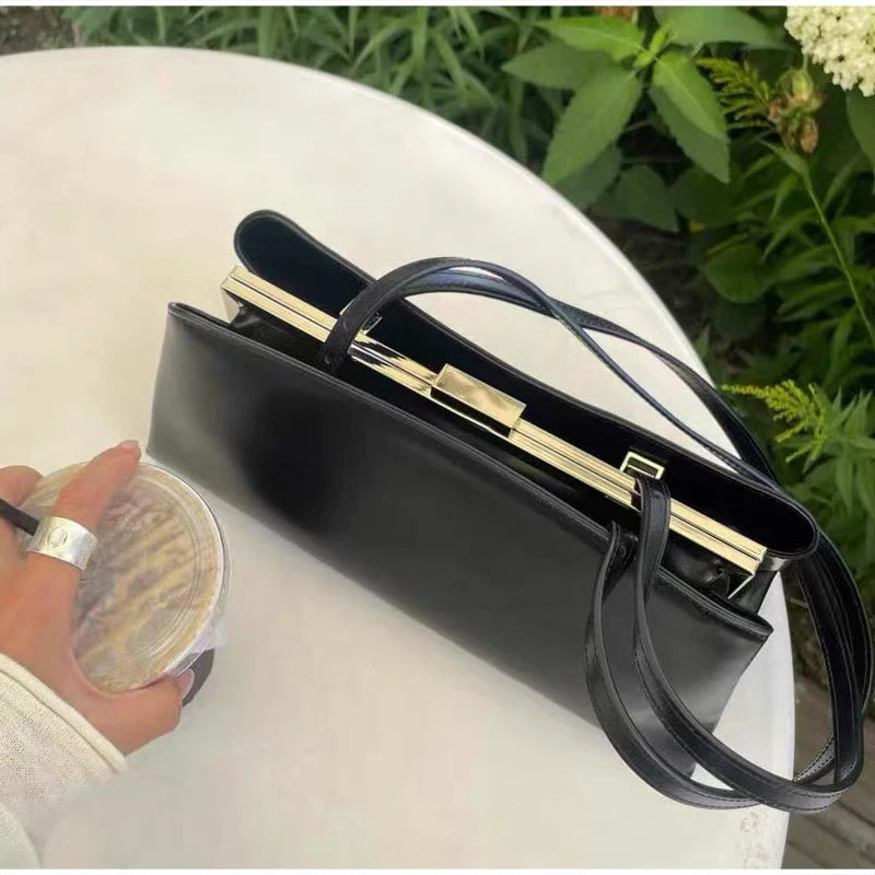 Minimalist Underarm Shoulder Bag