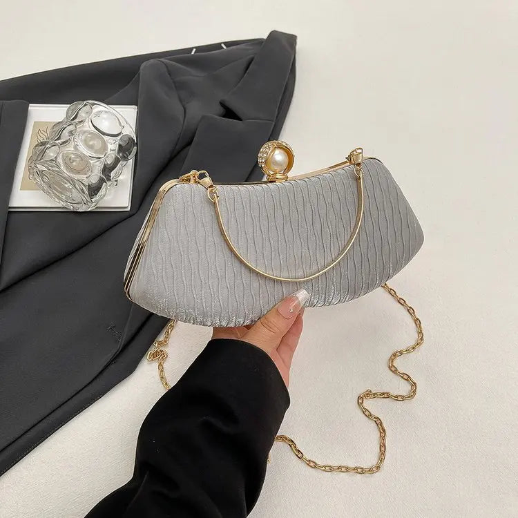 Women's Vintage Leather Commuter Handbag