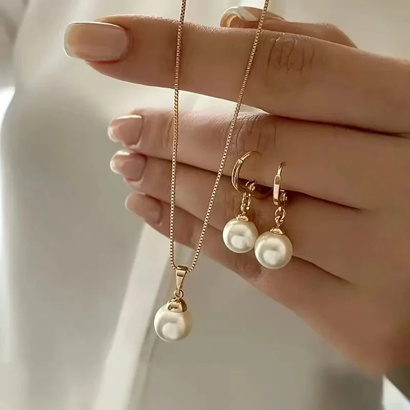 Round Pearl Jewelry Set