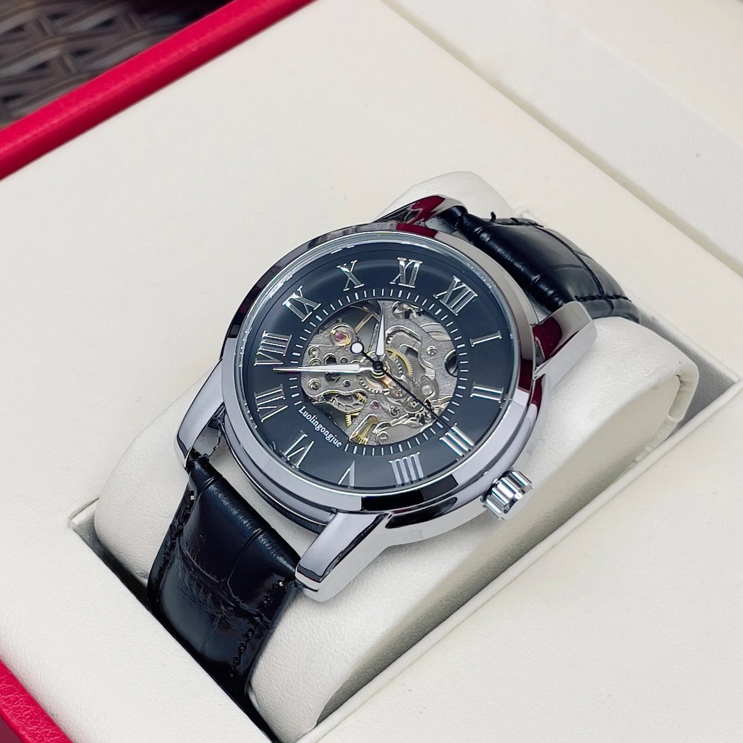 Men's Skeleton Automatic Mechanical Watch