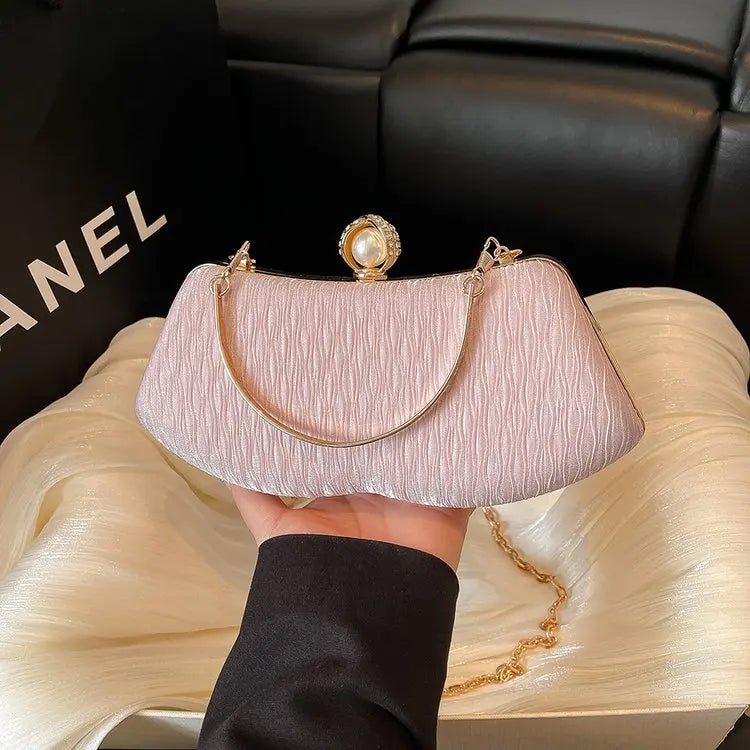Women's Vintage Leather Commuter Handbag