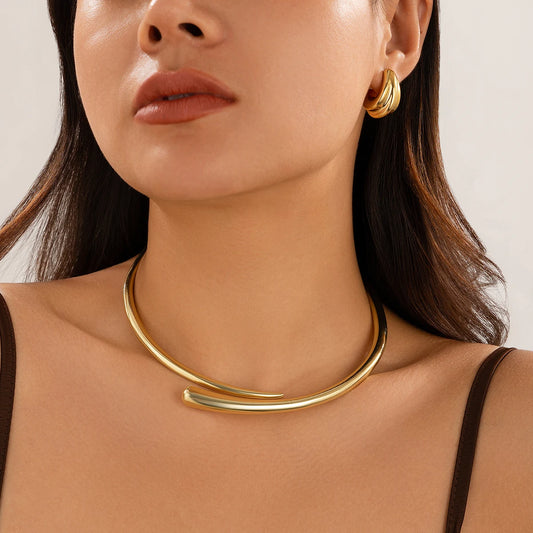 Gold Spring Collar Choker Necklace