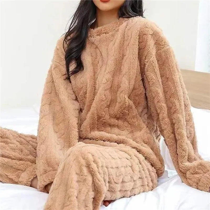 Women's Coral Velvet Jacquard Pajama Set