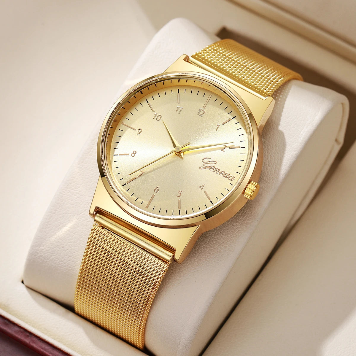 Mesh Strap Analog Ladies Watch