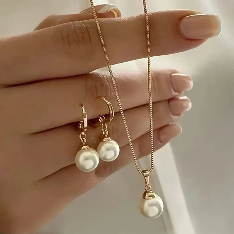 Pearl Earring Pendant Necklace Set