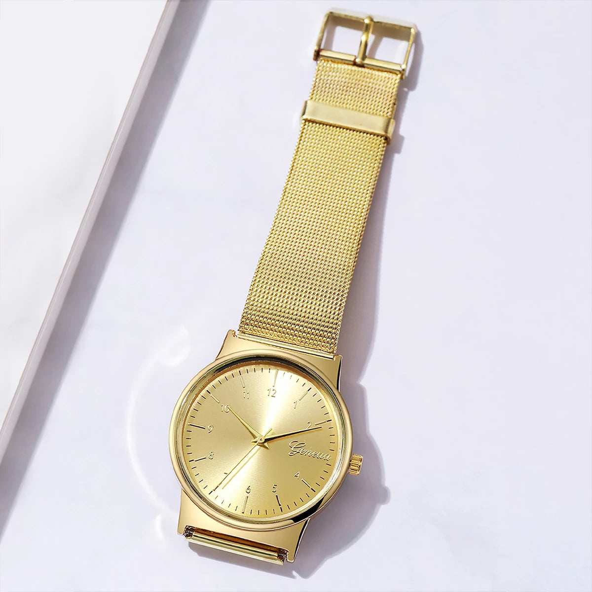 Mesh Strap Analog Ladies Watch