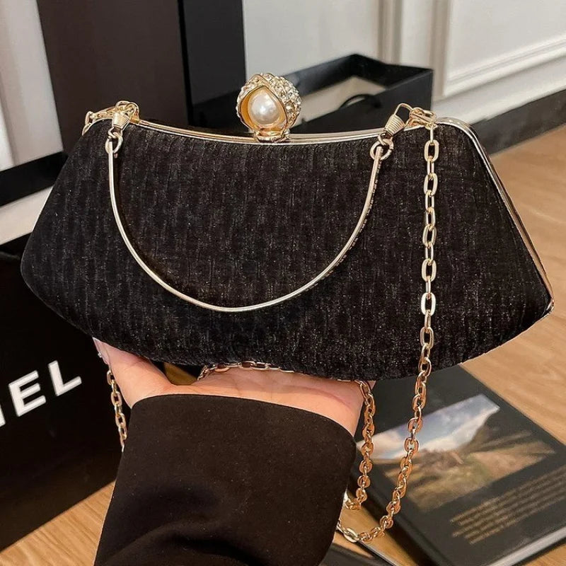 Women's Vintage Leather Commuter Handbag