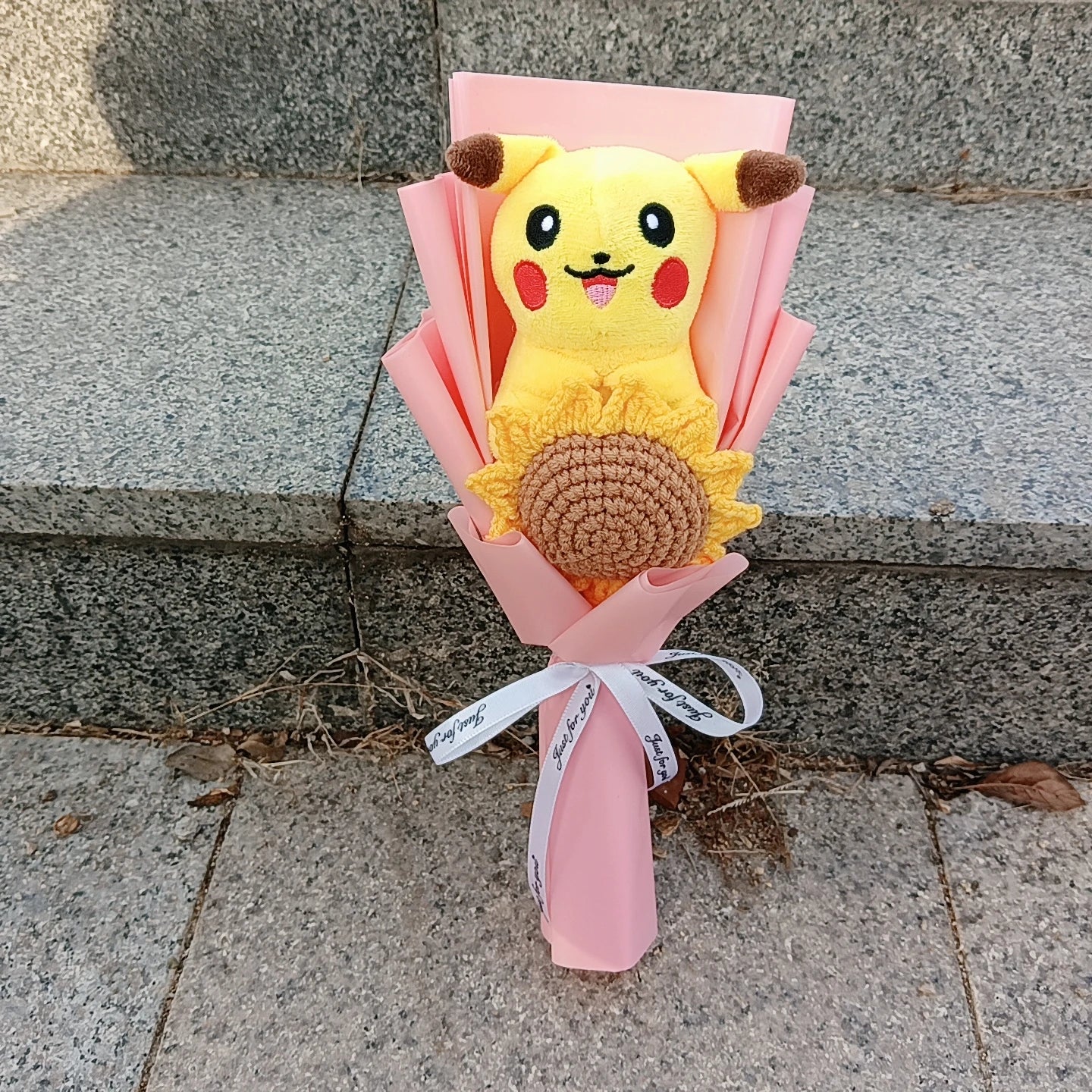 Pokemon Pikachu Plush Bouquet Gift