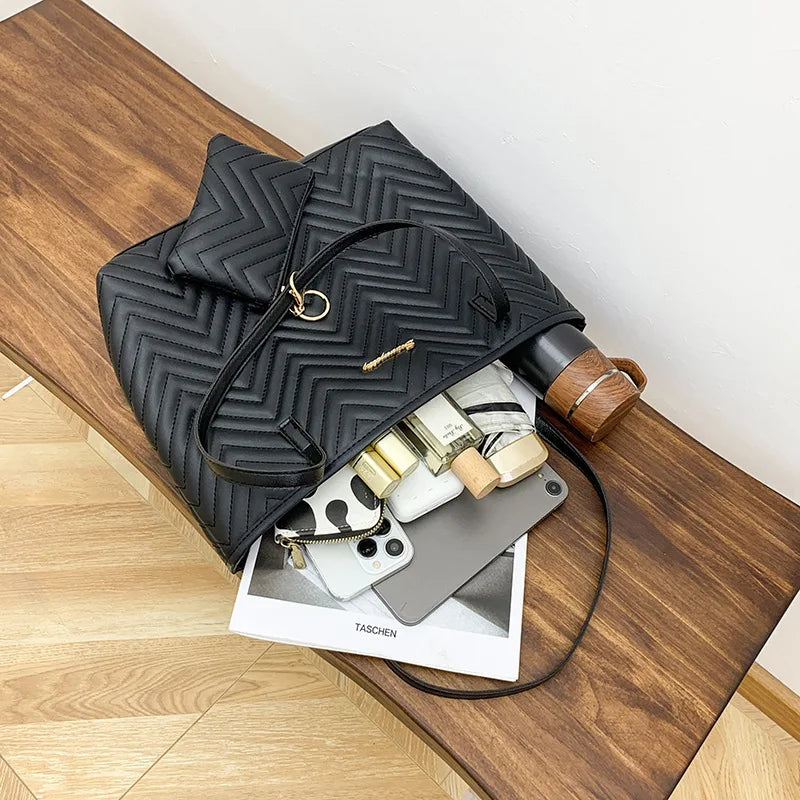 Wavy Grain Large Tote Bag