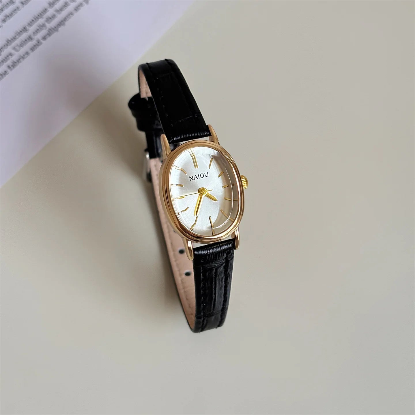 Vintage Oval Dial Ladies Watch