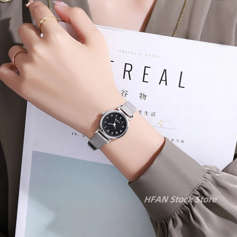 Women's Silver Bracelet Fashion Quartz Watch