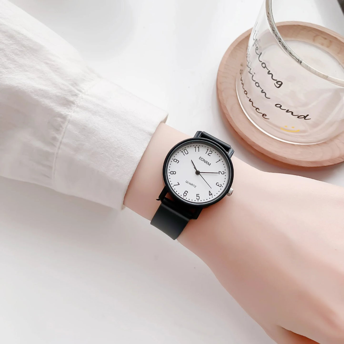 Unisex Minimalist Big Dial Silicone Quartz Watch