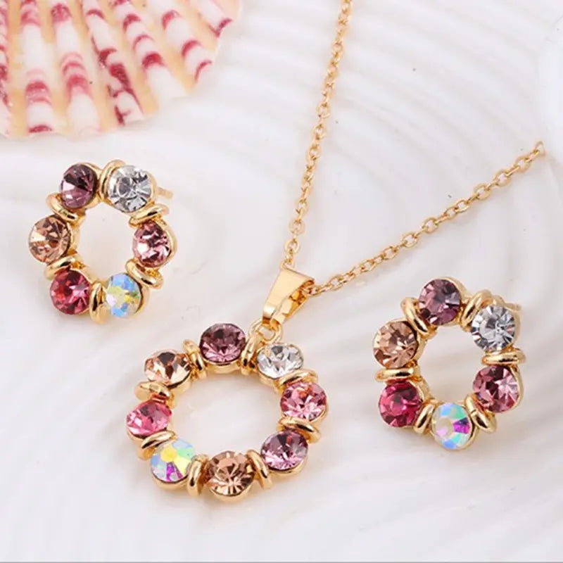 Gold Circle Diamond Jewelry Set