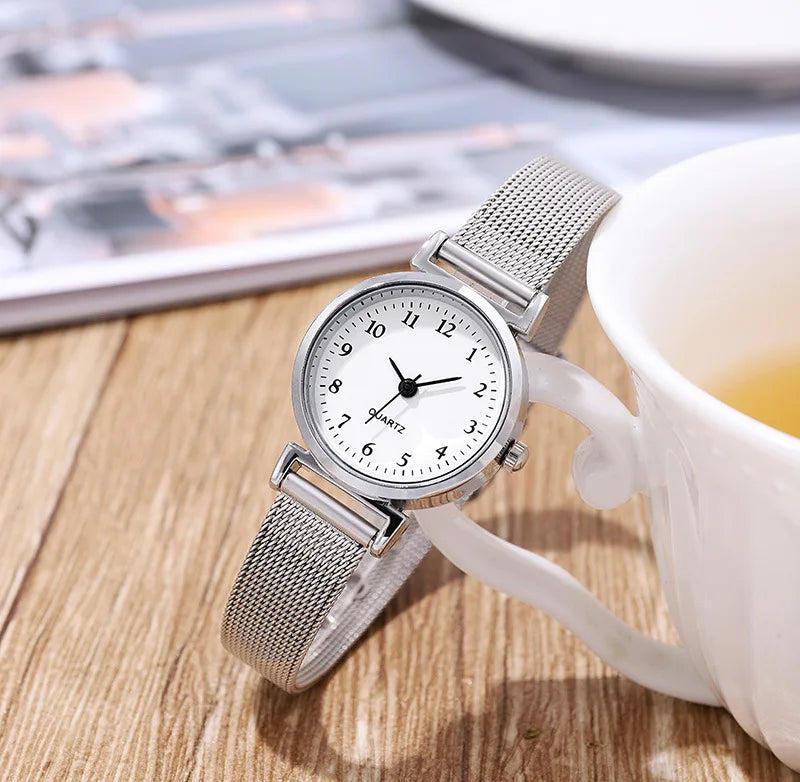 Women's Silver Bracelet Fashion Quartz Watch