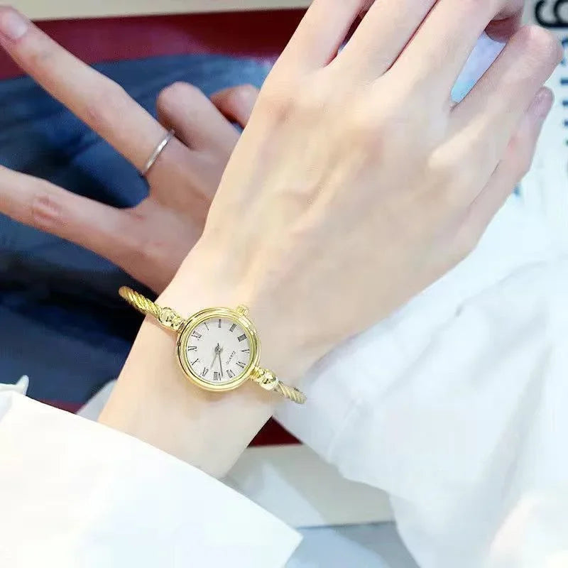 Retro Bracelet Women Watch