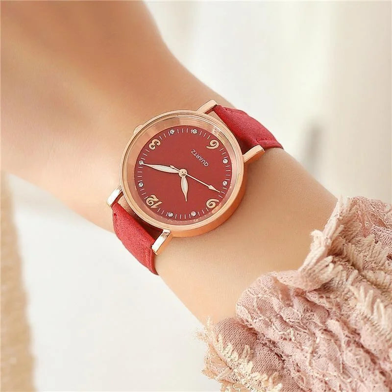 Women's Leather Band Casual Quartz Watch