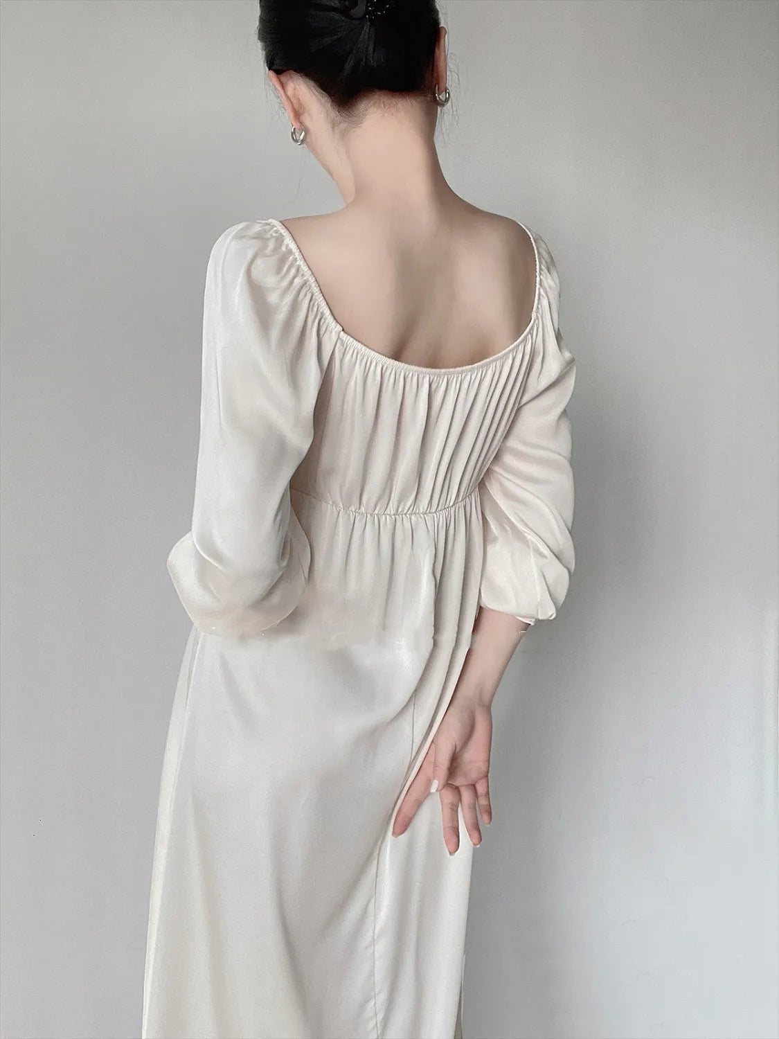 Women's French Lace Nightgown Elegant