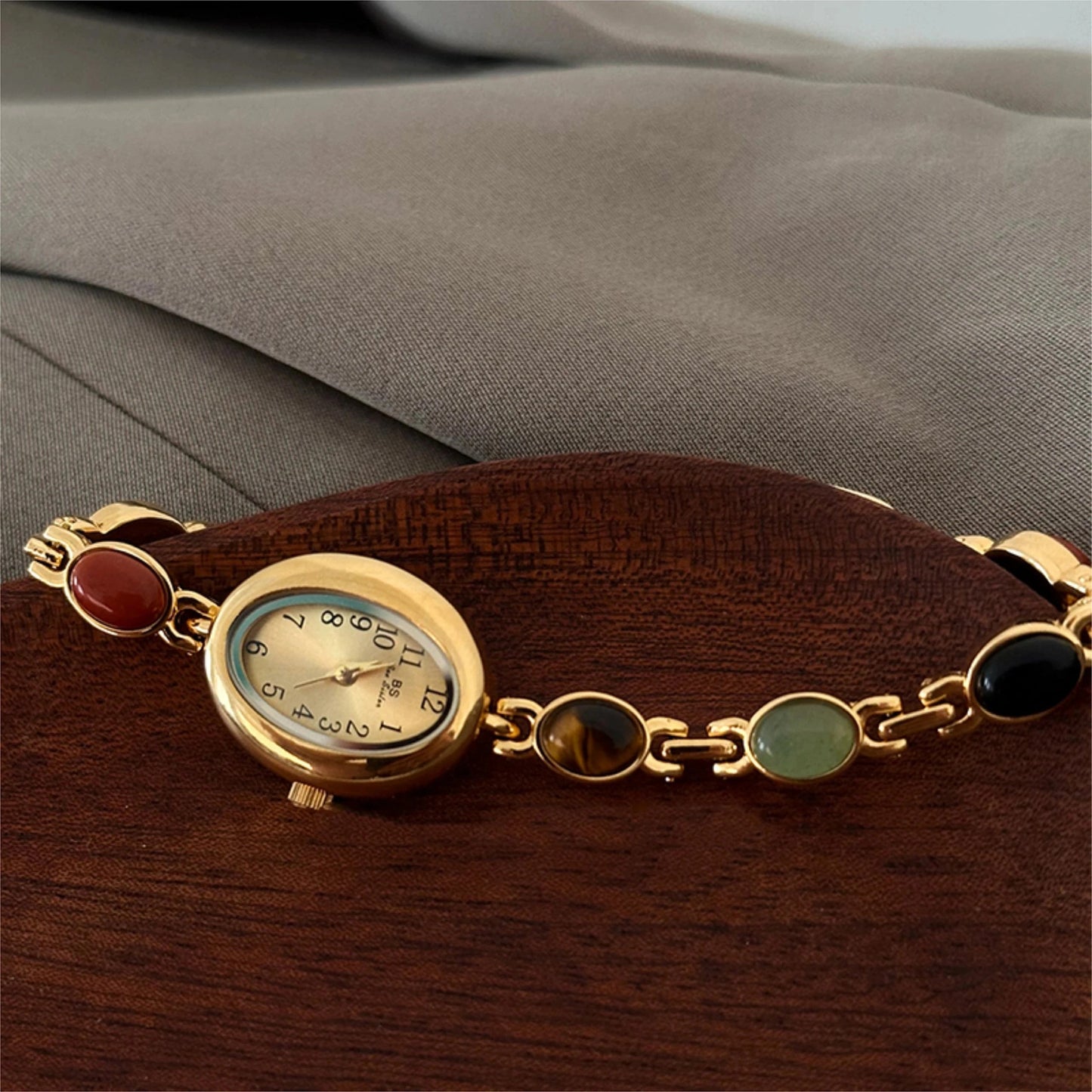 Emerald Luxury Women Watch