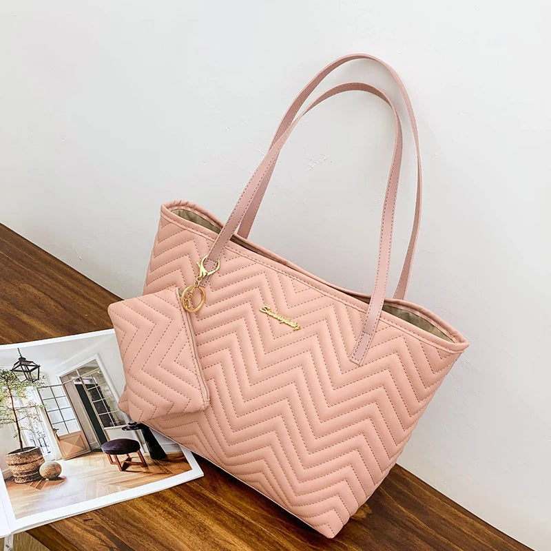 Wavy Grain Large Tote Bag