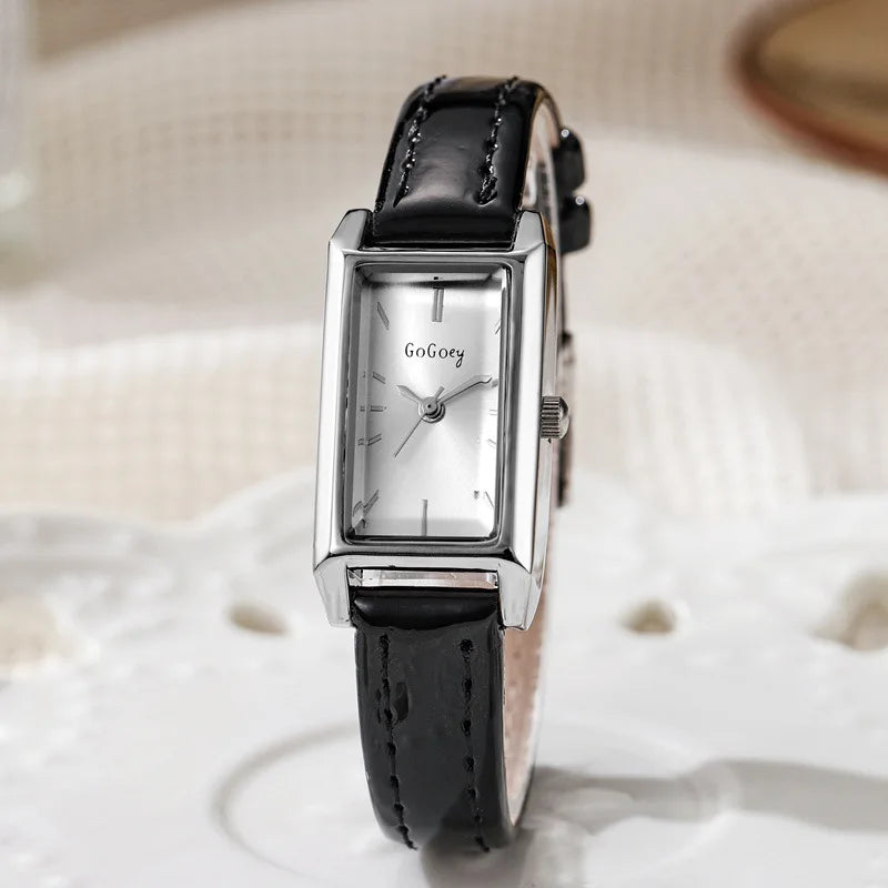 Women's Retro Black Leather Quartz Watch