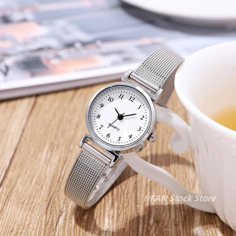 Women's Silver Bracelet Fashion Quartz Watch